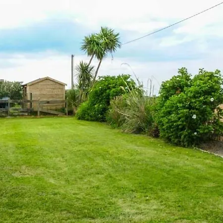 The Getaway, Chalet Milltown Malbay